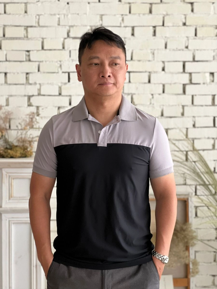 特殊剪接排汗POLO衫