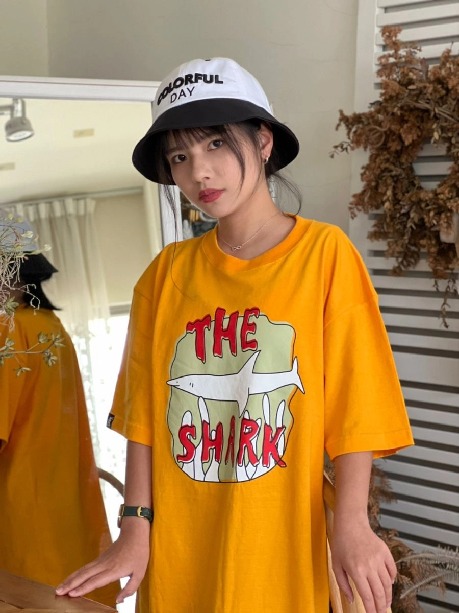 [山姆與傑克]落肩款大圖T恤 