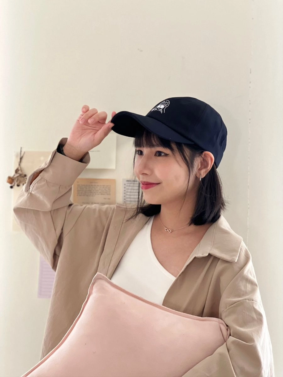 [ 可愛女孩 ]細斜紋電繡老帽