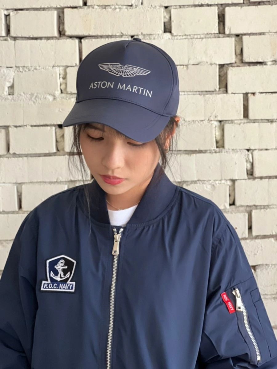 [奧斯頓馬丁]電繡棒球帽 