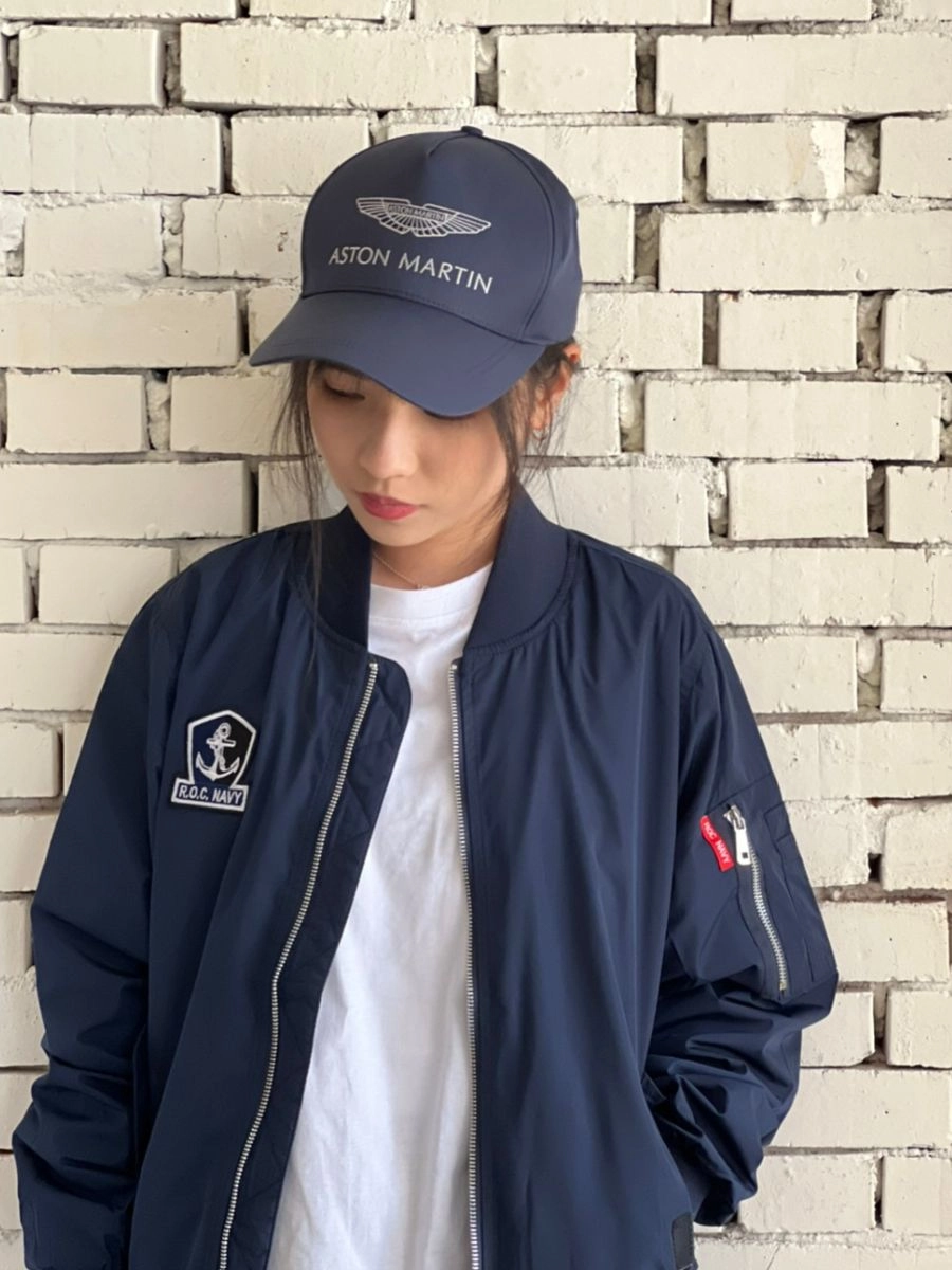 [奧斯頓馬丁]電繡棒球帽 