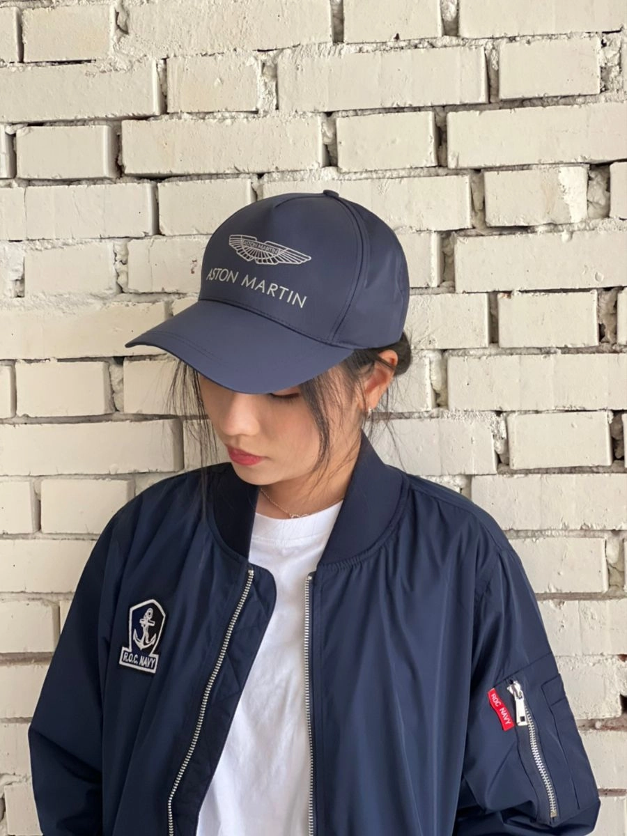 [奧斯頓馬丁]電繡棒球帽 