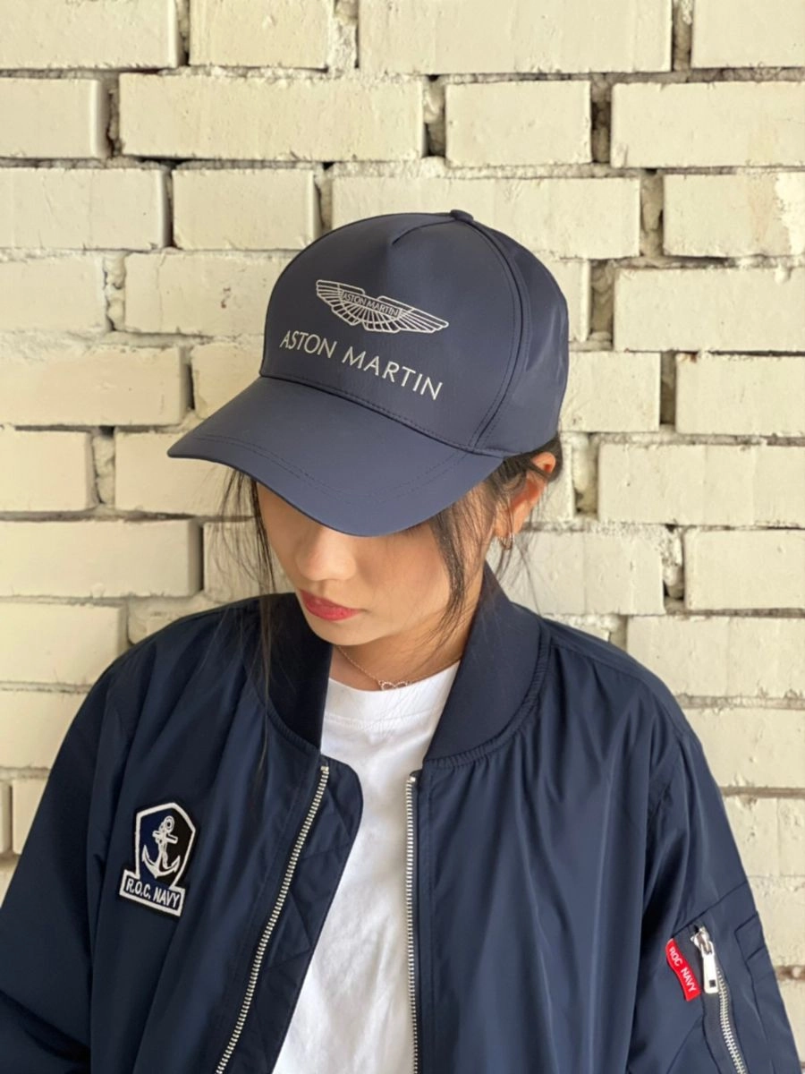 [奧斯頓馬丁]電繡棒球帽 