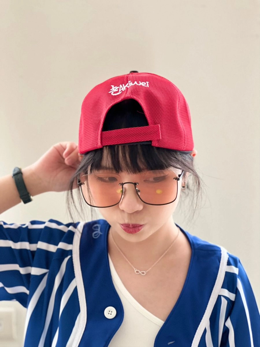 [Akiwei]電繡棒球帽