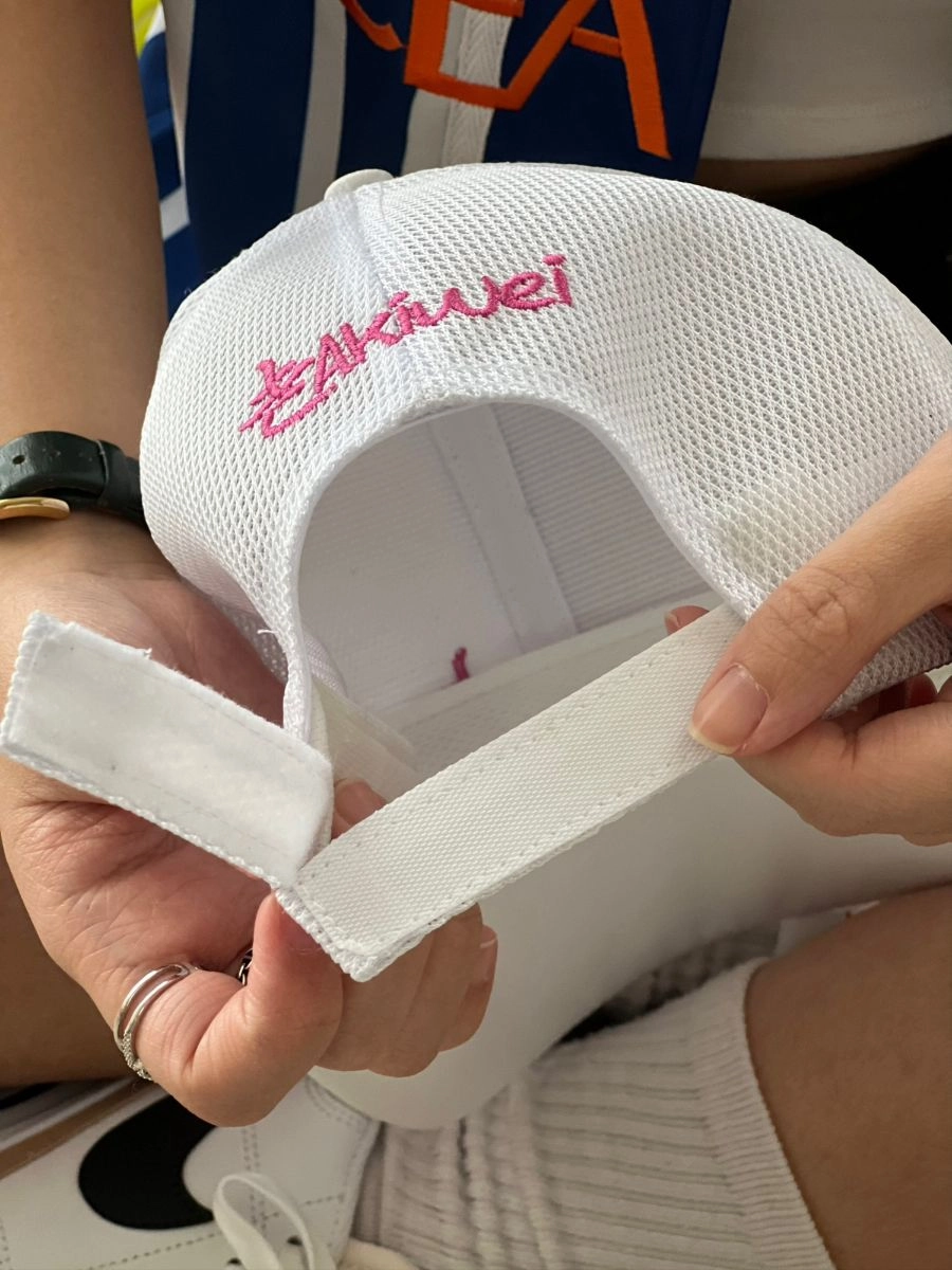 [Akiwei]電繡棒球帽 