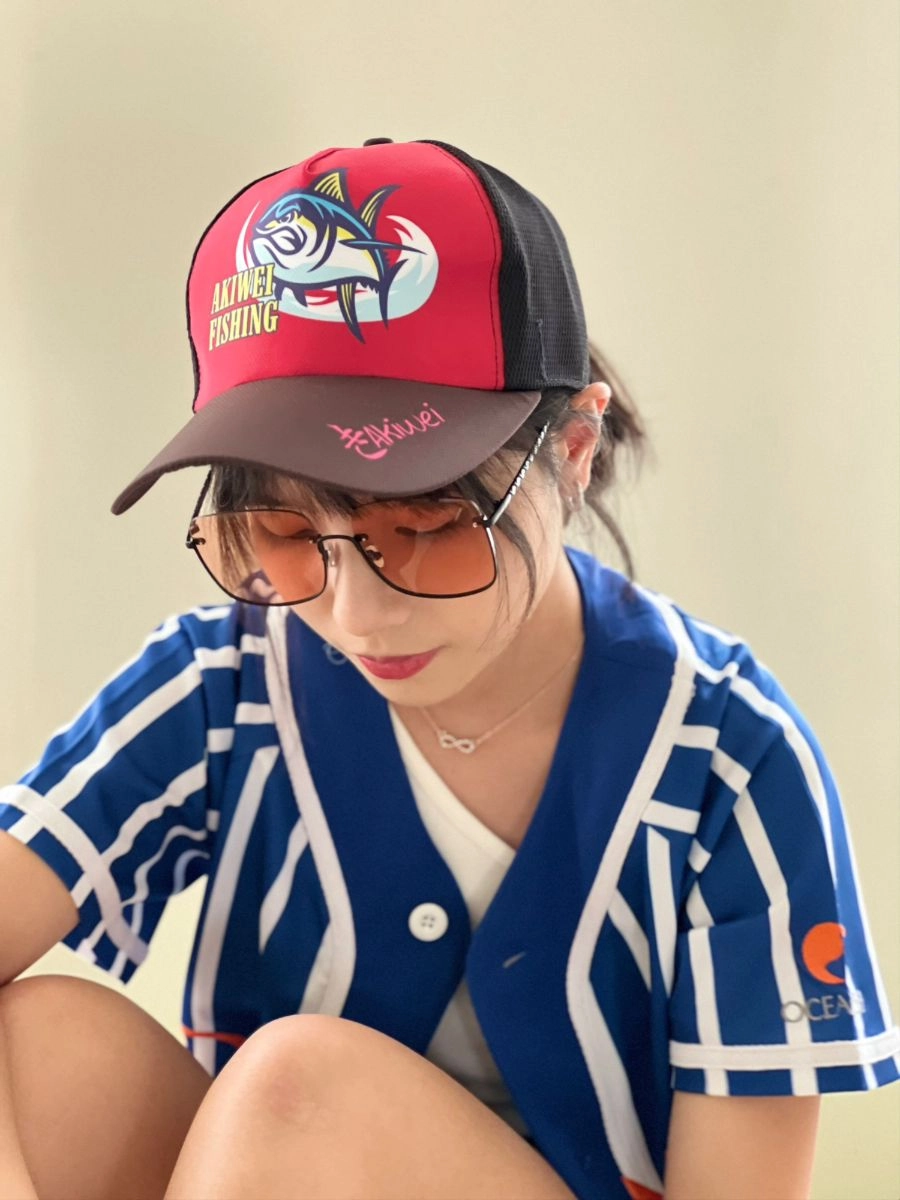 [Akiwei]電繡棒球帽 